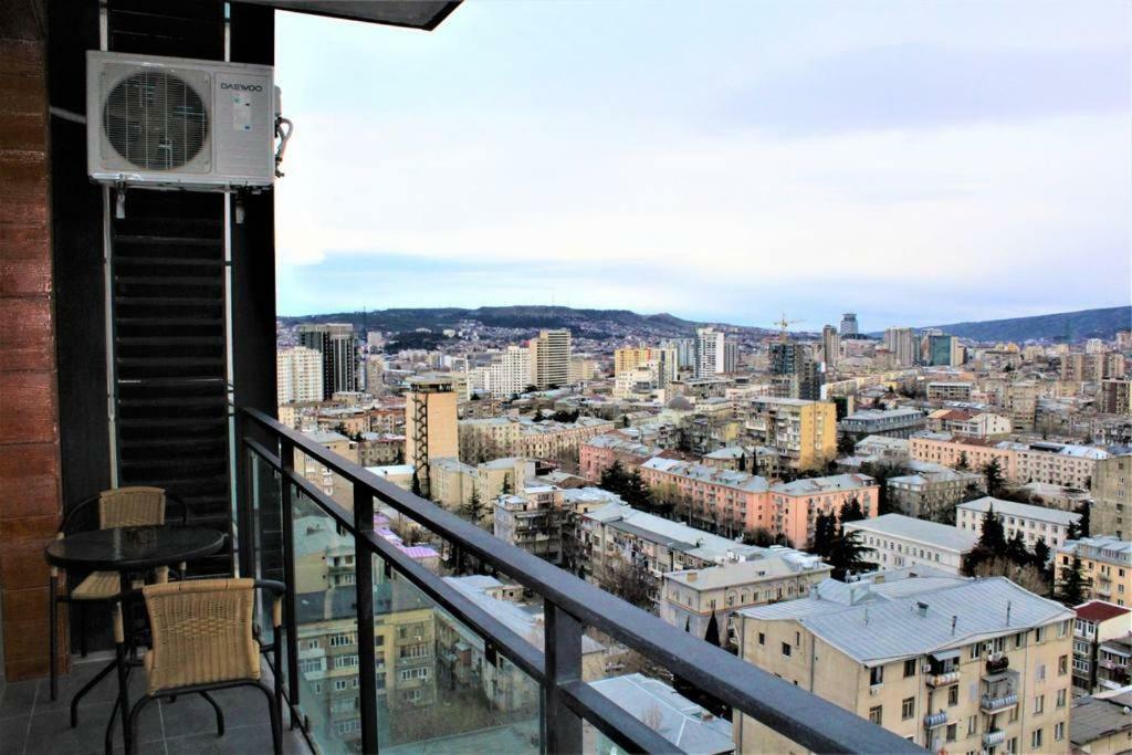 Apartment In Tbilisi “Green Budapest “ Exterior photo